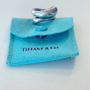 Tiffany & Co. Elsa Peretti teardrop ring Size 6